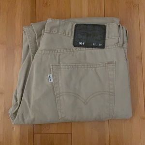 Levis 514